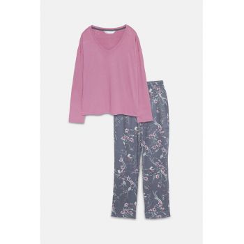 Pijama cu pantaloni lungi si decolteu in V