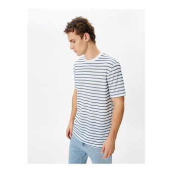 Tricou slim fit in dungi