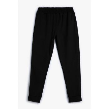 Pantaloni de trening cu talie elastica