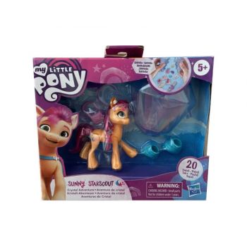 Set Figurina My Little Pony Crystal Adventure Sunny Starscout, 8 cm