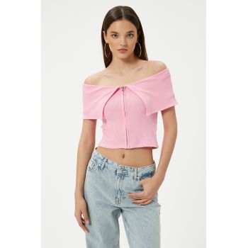 Bluza crop cu decolteu pe umeri