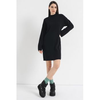 Rochie-pulover din amestec de lana cu maneci cazute