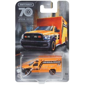 Vehicul Moving Parts 70 Years Special Edition 2019 Ram Ambulance (hmv17)