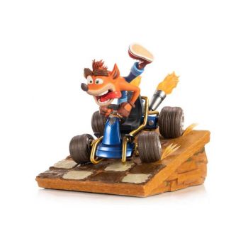 First4figures Crash Team Racing Nitro Fueled Crash In Kart Resin 31cm