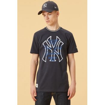 Tricou cu decolteu la baza gatului New York Yankees Heritage