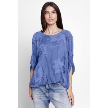 Bluza din matase naturala brodata, cu dantela pe spate, bleu lavanda