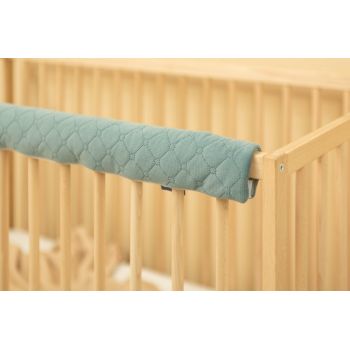 Protectie pufoasa din velur pentru margine patut cu prindere velcro 116 cm Sensillo Green