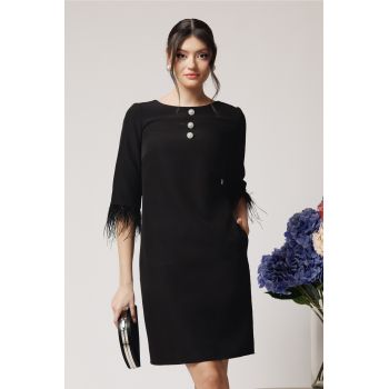 Rochie DY Fashion eleganta din stofa neagra cu nasturi la bust si pene la maneci