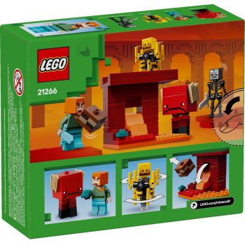 Set LEGO Minecraft - Batalie deasupra lavei în Nether (21266)