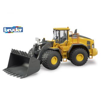 Bruder incarcator pe roti Volvo L260h