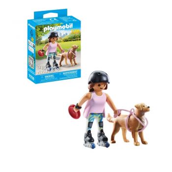 Playmobil - Figurina patinatoare cu animalut de colectie caine Retriever