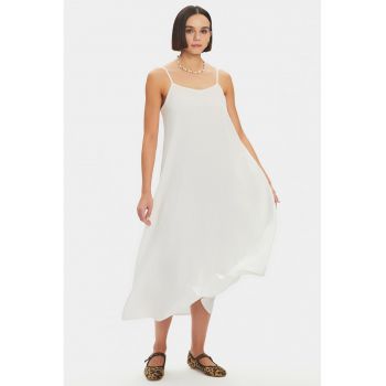 Rochie cu decolteu in V si croiala in A