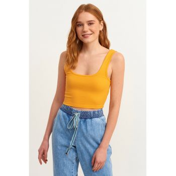 Top crop cu model striat Top crop cu model striat