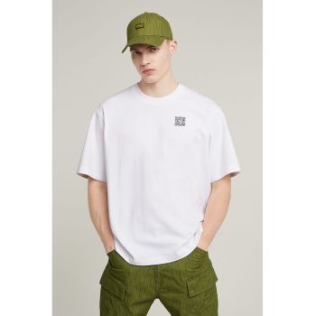 Tricou supradimensionat din bumbac organic cu design grafic