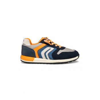 Pantofi sport cu sireturi si insertii de piele intoarsa
