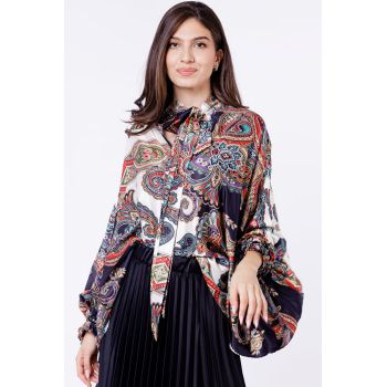 Bluza statement tip poncho cu imprimeu  imprimeu arabesque pe fond bej